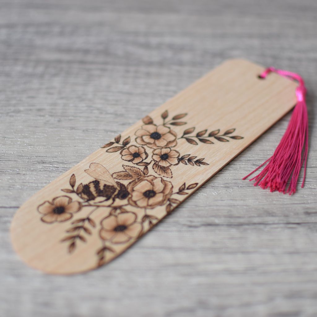 Wooden Pyrography Bookmark - Bee Flowers