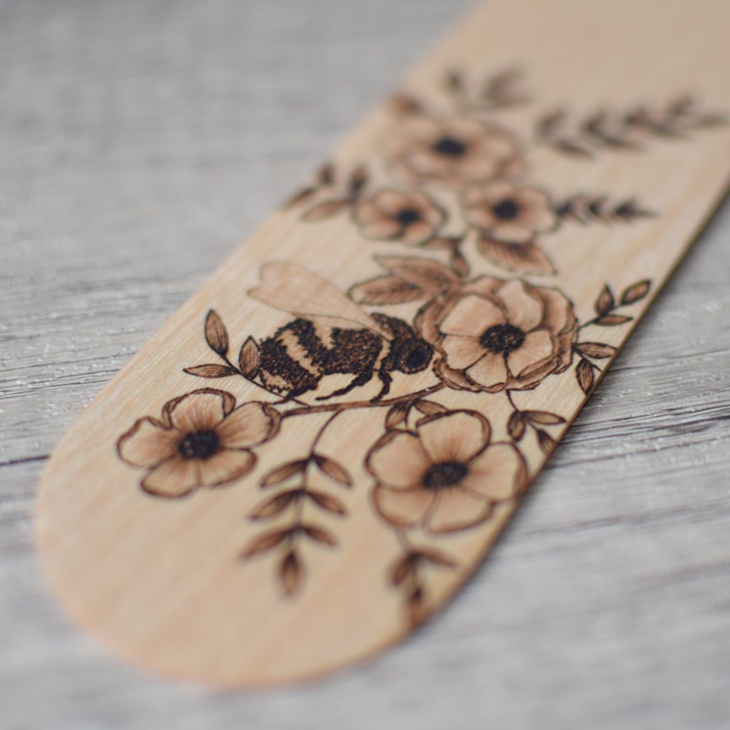 close up of the bee section on the bookmark
