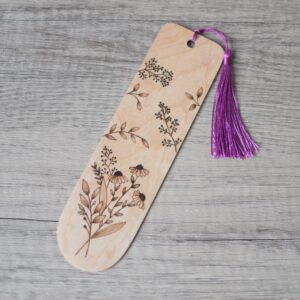 Wooden Pyrography Bookmark - Daisy