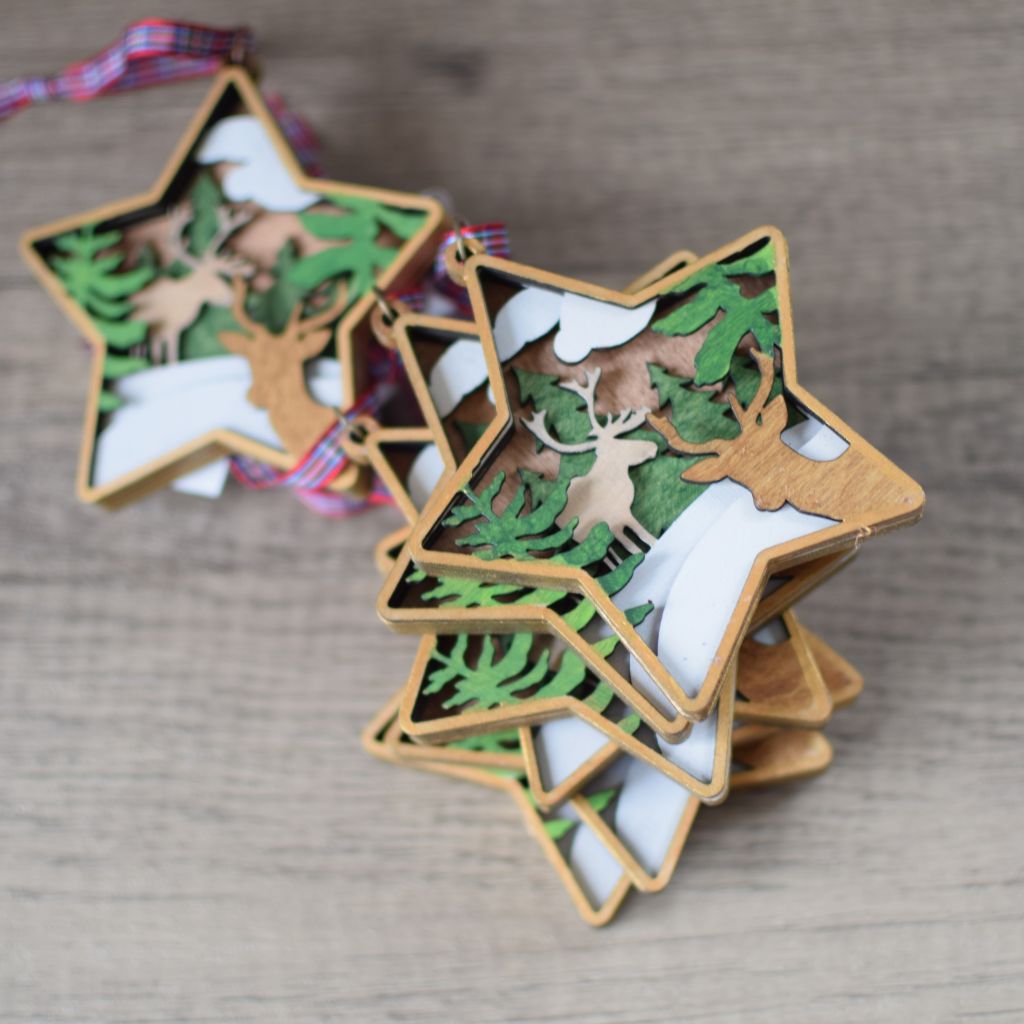 Deer Scene Wintery Star Ornament - Image 2