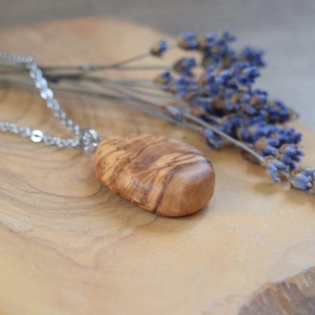 Olive wood Pendant - Image 2